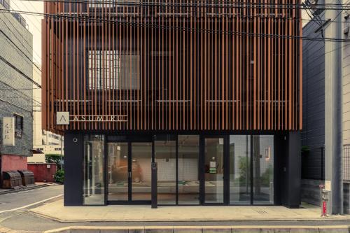 Asuite Hakata by ASUMIRU