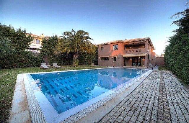 Athens Lagonisi Villa Vivaris