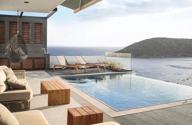 Athens riviera beach villa