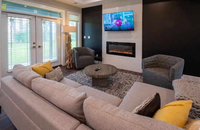 Ausable View: Free boat launch!