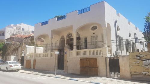 Authentic Jaffa Home in Maronite Quarter