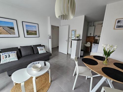 Aux portes des cabanes à huîtres - plage