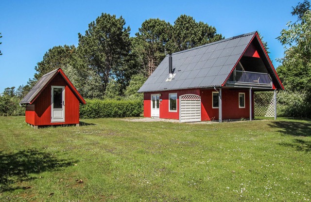 Awesome home in Samsø with sauna