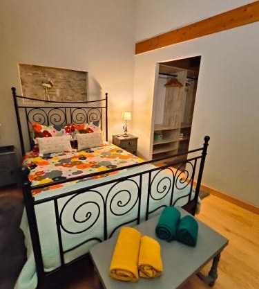 Azoka by the Sea- Centro Histórico de Peniche