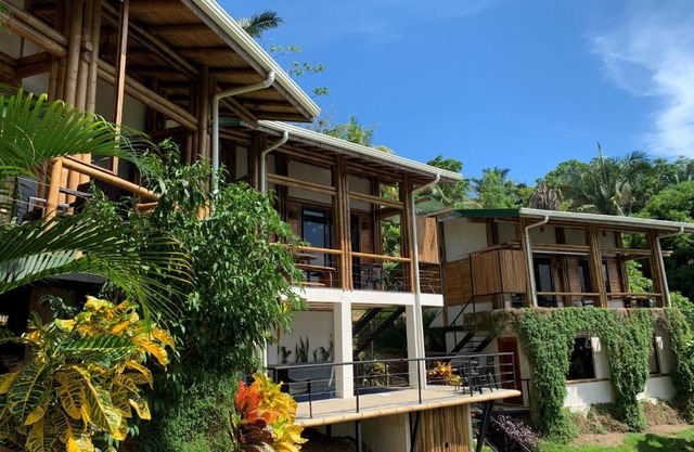 Bambura Hermosa villas