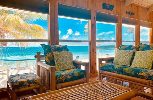 Banana Wind Oceanfront Home ~ Private Beach, Snorkeling, Kayaks, Stunning Views