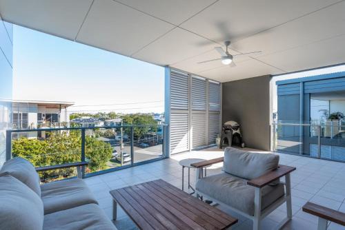 Barramul on the Park with Pool & Gym Access