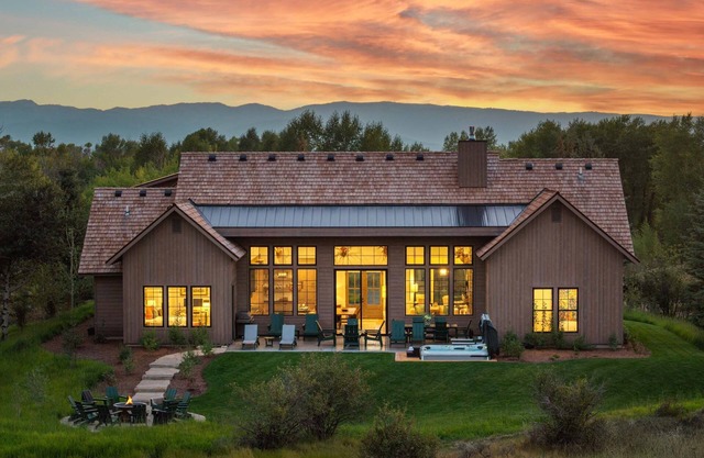 Basecamp Stays: Lux Teton Lodge, Privacy & Hot Tub