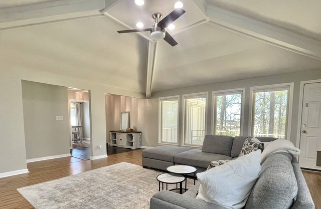 Batesville Newly Renovated 3 Bed 2 Bath