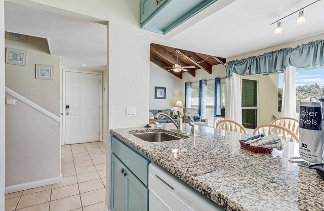 Bayfront Shores Rryc47 2 Bedroom Condo