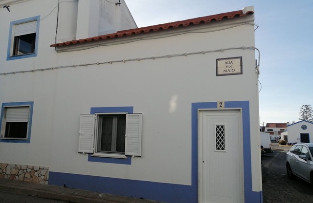 Beach House - Beach House, Costa