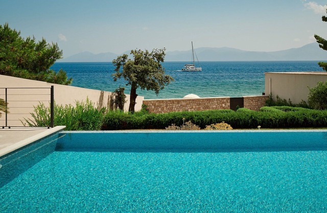Beachfront Villa Aqua Haven with Pool