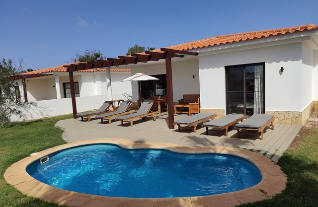 Beachfront Villa Tortuga with seaview
