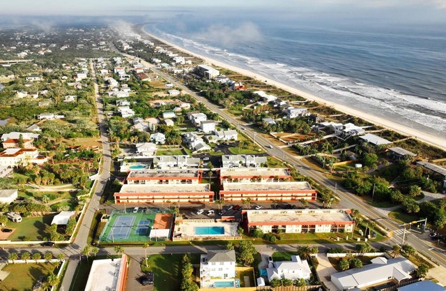 Beachside 2br/2ba Condo w/Pool, Balcony & Boat Parking in St. Augustine