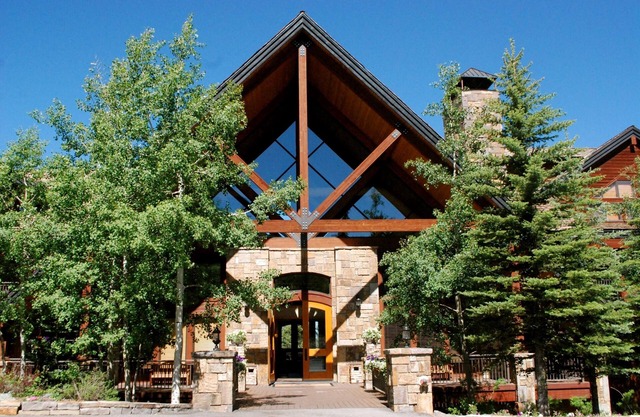 Bear Creek Lodge by Alpine Lodging Telluride