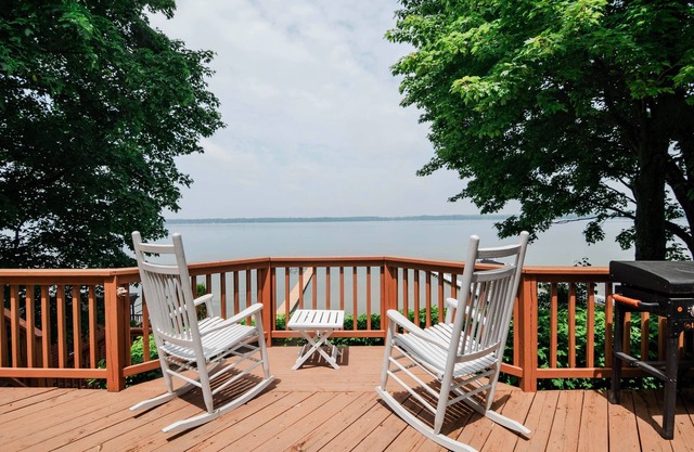 Bear Lake Dog-Friendly Home w Frontage, Dock