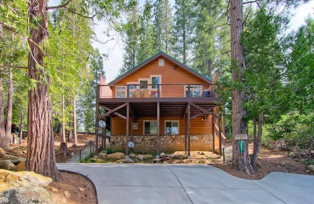 Bears Den & Little Bear