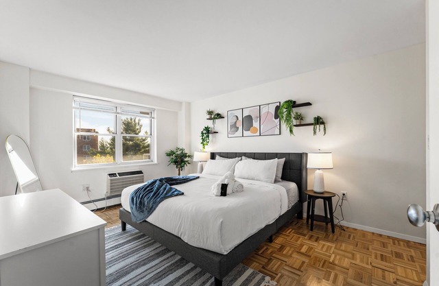 Beautiful 2bd/1.5ba near BU 8536