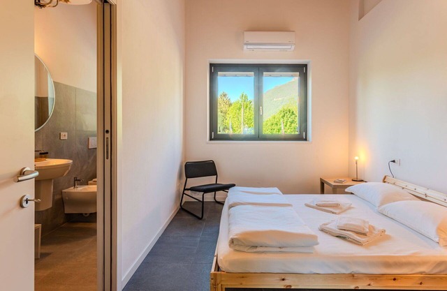 Beautiful apartment for 4 people with A/C, WIFI, pool, TV, patio and panoramic view