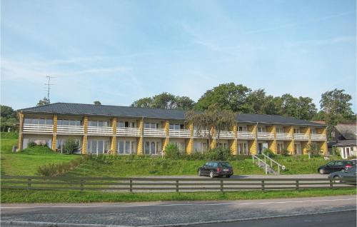 Beautiful Apartment In Allinge