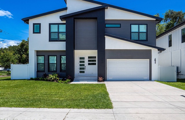 Beautiful Elegant New Tampa Luxury Home