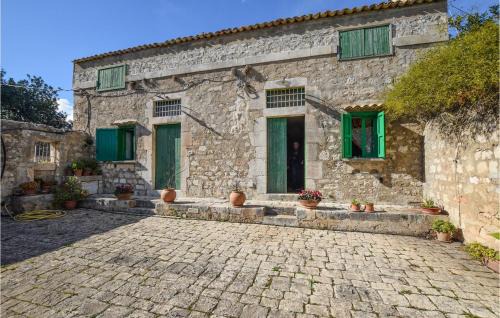 Beautiful Home In Rosolini With Wifi