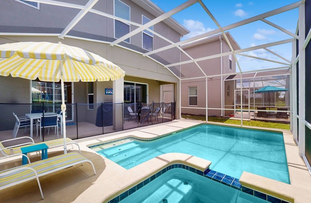 Beautiful home with private pool and space for the whole family