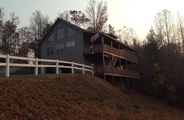 Beautiful Long Range Mountain Views