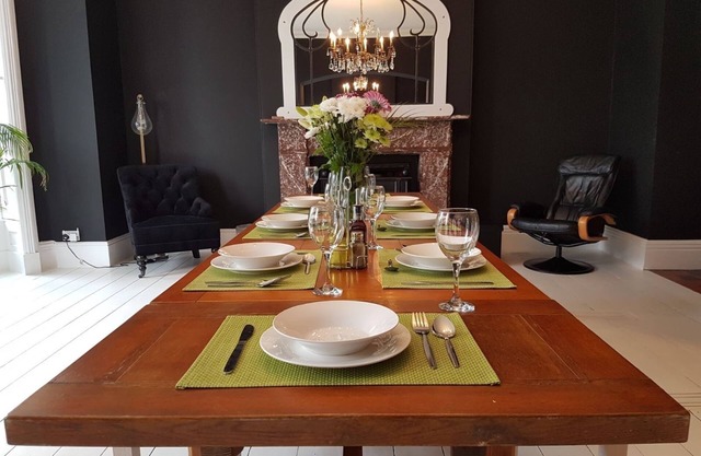 Beautiful Pendine Manor House in West Wales