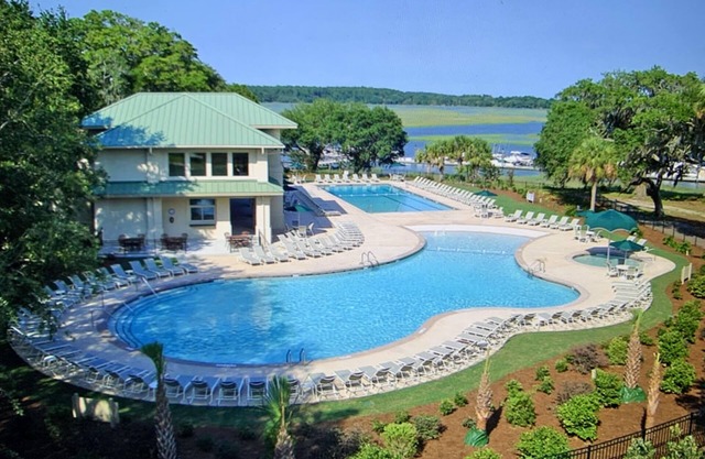 Beautiful Salt Marsh Villa in Moss Creek, Hilton Head/Bluffton