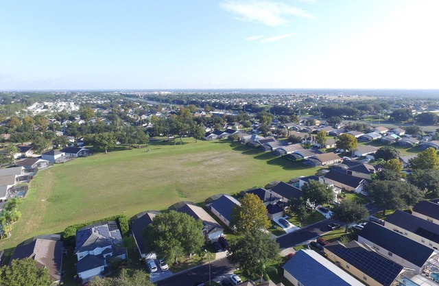 Beautiful, spacious yet cozy home, minutes away from the Orlando theme parks.