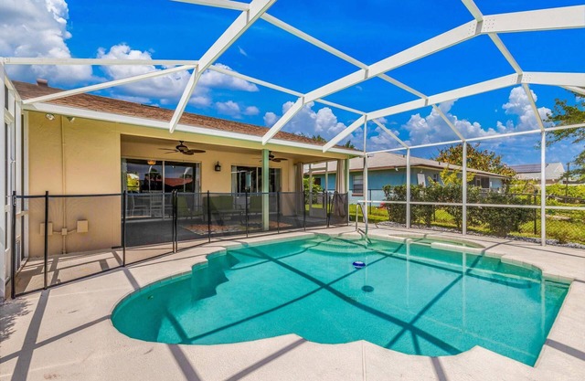 Beautiful Waterfront Pool Home | Close to Golf & Beaches | Dog Friendly | Free Wifi | Dock