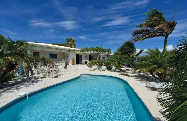 Beautifull Cliffside 3 bedroom villa