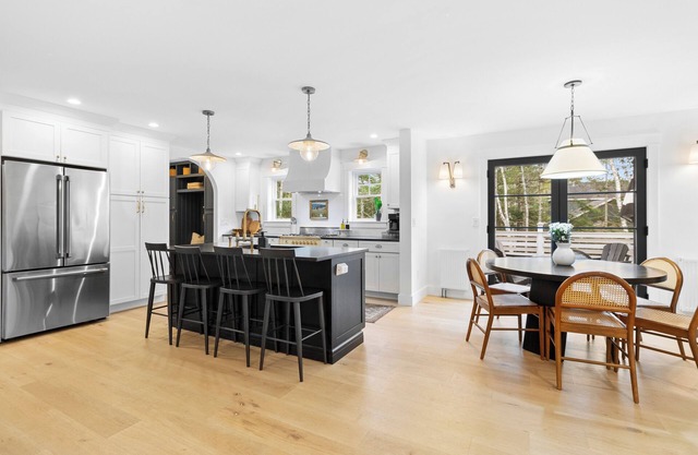 Birch Tree Retreat, 6-bedroom family getaway spot