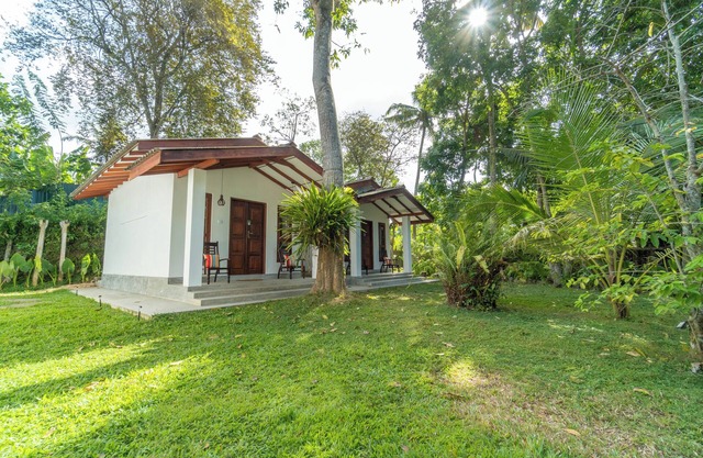 Bird Of Paradise - Ahangama Villa