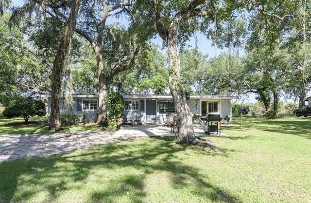 Birdsong Cottage, Freeport