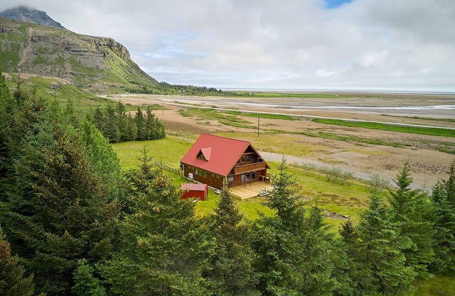 Borgarbrekka - In the Land of your Dreams