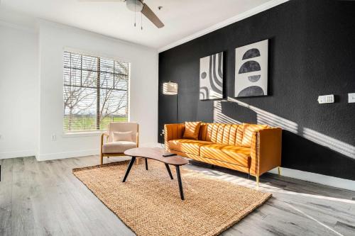 Boulevard Stays 1BR by the Stadium Pool Parking Gym 11