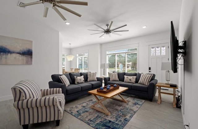 Brand NEW Expansive Coastal Home w/Custom Furnishings Sleeps 15