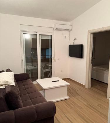 Bregvija Apartments