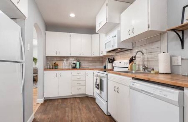 Bright and Comfy 2BR Near Downtown and State Fair!