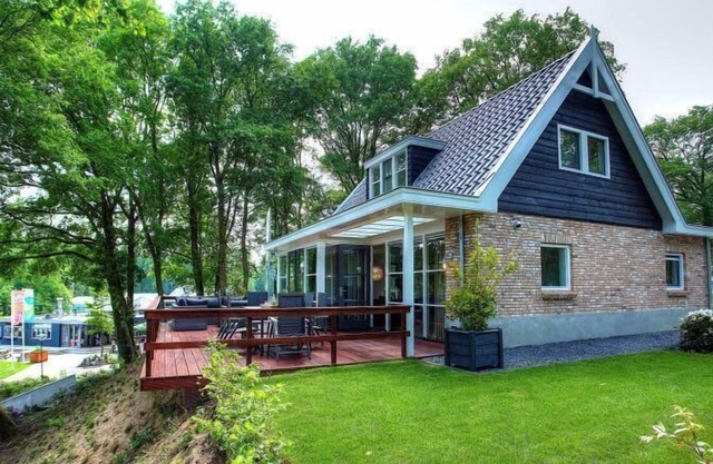 Bungalow with 3 bedrooms and a terrace