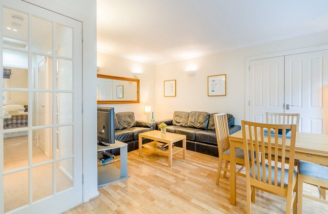 Burnside West Cottage- UK39596