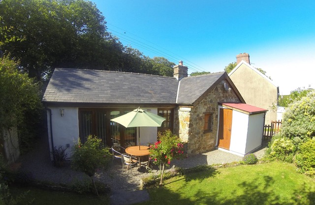 Bwthyn Graig, Llanrhian, Pembrokeshire. Short walk to Porthgain & Beach