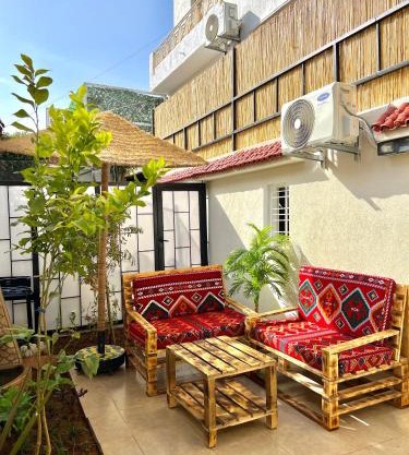 C2, Modern Charm apartment Facing Carrousel with Ocean View