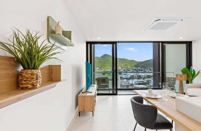 C314 - Stunning 1 Bedroom Apartment