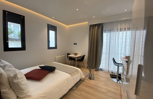 C8 Mini Studio Design 175Blo-Paris Convention