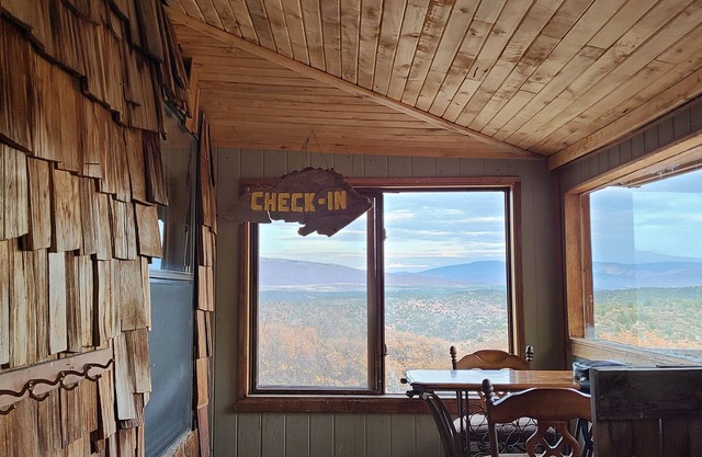 CABIN IN THE MOUNTAINS