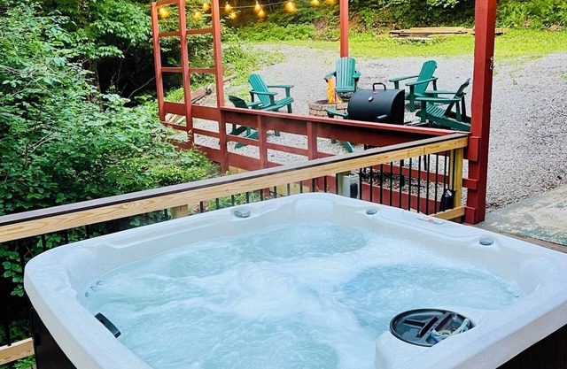 Cabin with Hot tub in Minehaha Springs