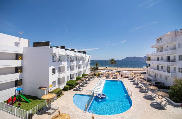 Cabot Hobby Club Apartments